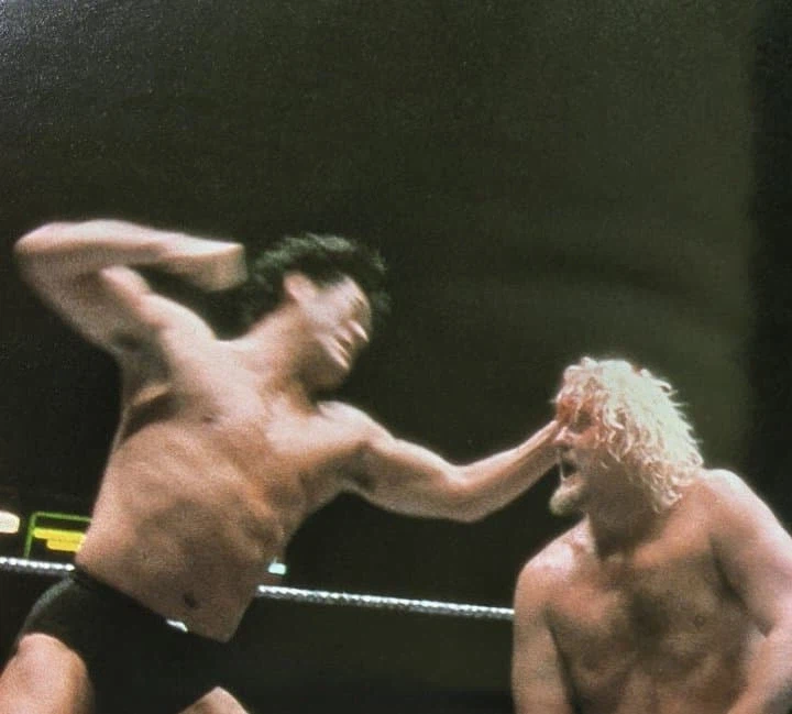 어제자 살인 스텝에 실패한 트위터.jpg_3.webp